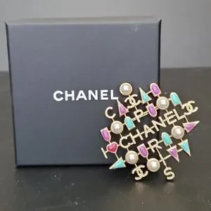 CHANEL Jewelry Nwt Authentic Chanel Costume Jewelry Brooch 7p